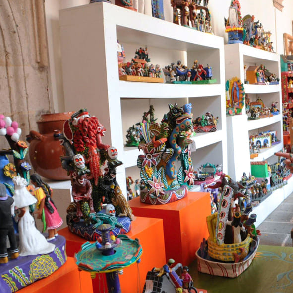 Compra bellas artesanias en Tlaquepaque 